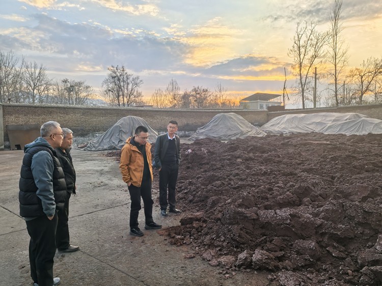 工貿(mào)公司順利簽訂2000余萬元金精粉貿(mào)易訂單